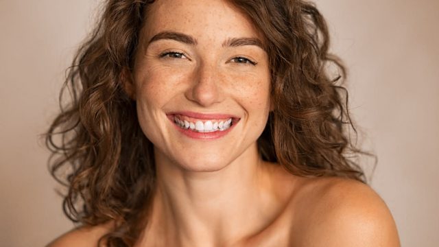 كل ما يجب أن تعرفيه عن فوائد الكافيار للبشرة