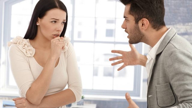 5 نصائح للتعامل مع الزوج كثير الانتقاد