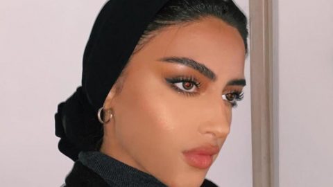 بالخطوات: مكياج يومي للصبايا بأنامل الفاشينيستا يارا النملة