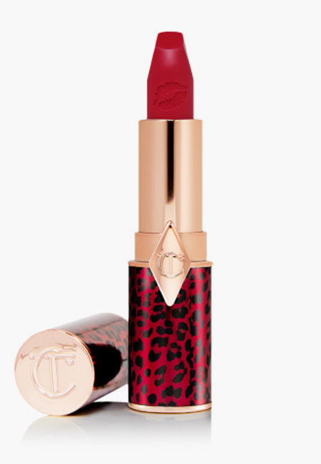 أحمر شفاه Hot Lips 2 in Patsy Red من علامة Charlotte Tilbury