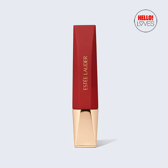 أحمر شفاه من علامة Estee Lauder