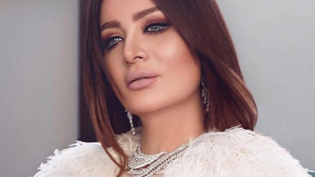 مكياج خليجي عصري بأنامل خبيرة التجميل الكويتية آلاء دشتي