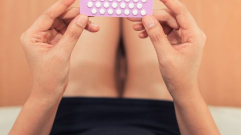 5 علامات تدل على أن حبوب منع الحمل لا تناسبك!