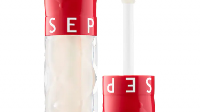 تعرفي على مميزات مستحضر نفخ الشفاه Outrageous Intense من Sephora