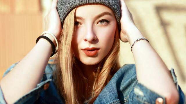 بالخطوات: مكياج ناعم بدون كريم أساس للفتيات المراهقات