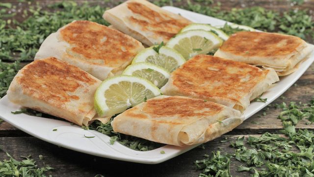 طريقة إعداد مطبق بالبيض للسحور