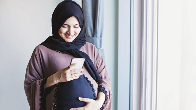 للحامل: 5 علامات تجبرك على عدم الصيام