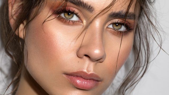 أفضل كريمات أساس تؤمّن تغطية كاملة للبشرة