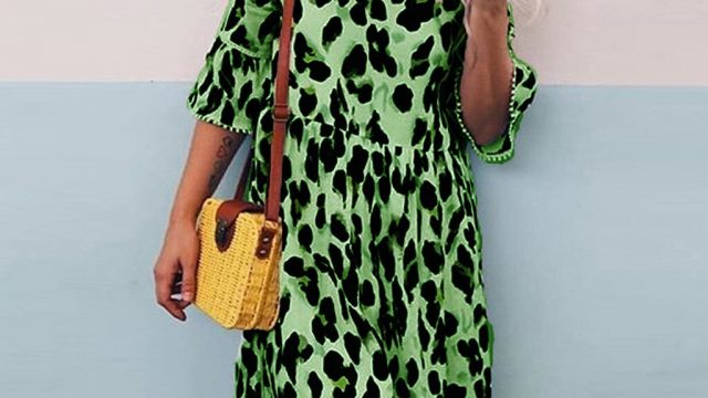 بالصور: فساتين حفلات بنقوشات الحيوانات لإطلالة تخطف الأنظار