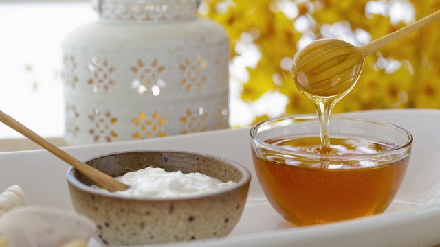 أفضل الوصفات الطبيعية للعناية بجمال بشرتك