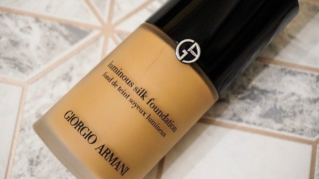 اكتشفي أفضل كريمات الأساس المقاومة للعرق