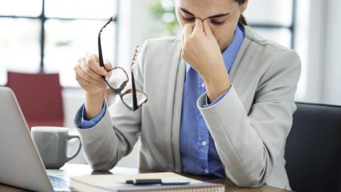 إجهاد العيون : دليلك الشامل للتعامل معه
