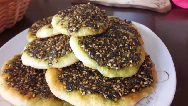 كيفية تجهيز مناقيش الزعتر