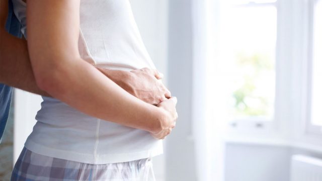 علامات التمدد أثناء الحمل وطرق الوقاية منها