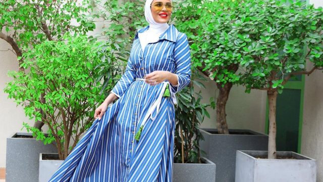 إطلالات صيفية راقية وأنثوية للمحجبات