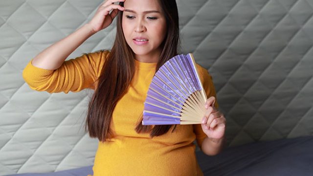 الهبات الساخنة عند الحامل وكيف تتعاملين معها