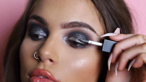 مكياج العيون المعدني للسهرات وأجمل إطلالات !