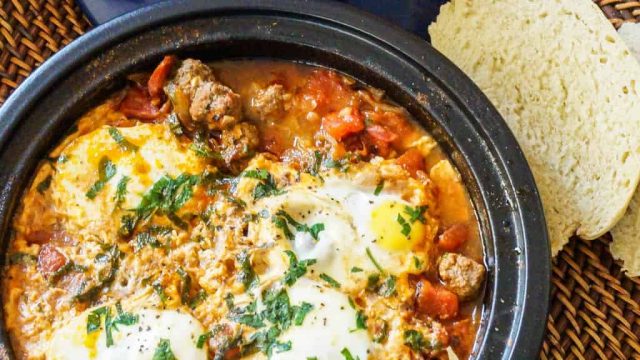 كيفية تجهيز بيض باللحم المفروم