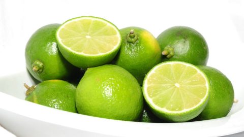 عصير الليمون الأخضر : 4 أسباب صحية تدفعك لتناوله