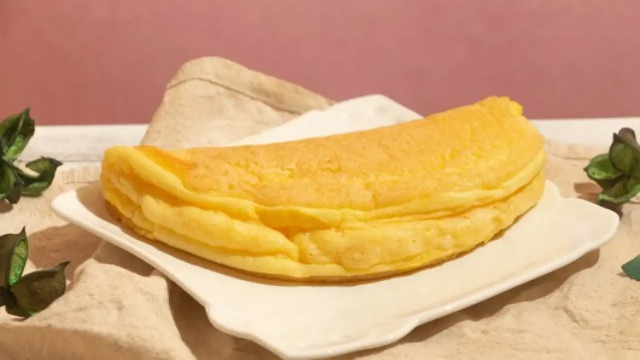 كيفية تجهيز عجة البيض بالدقيق