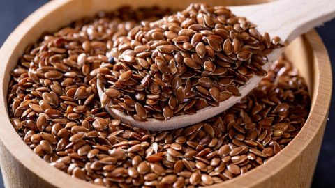 بذور الكتان للتنحيف وطرق استخدامه