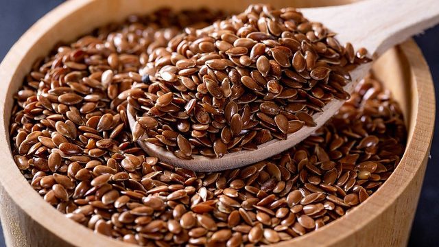 بذور الكتان للتنحيف وطرق استخدامه