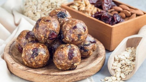 كيفية تجهيز كرات الطاقة لفطور صباح صحي