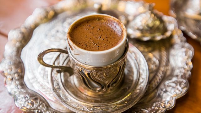 كيفية تجهيز القهوة العربية