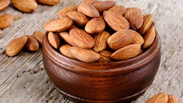 4 فوائد صحية للوز … تعرفي عليها