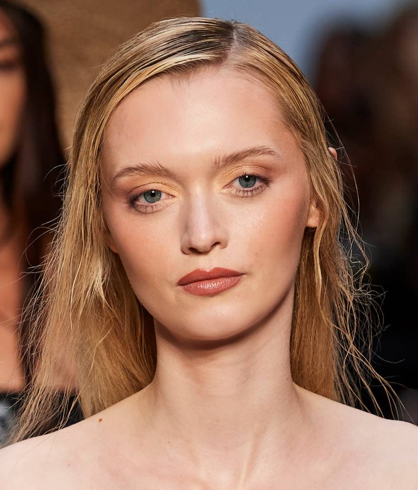 3 أفكار مكياج برونزي