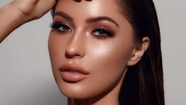 3 أفكار مكياج برونزي عصرية وجذابة