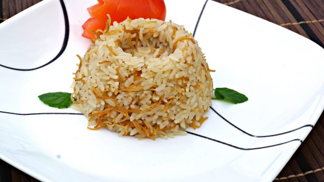كيفية تجهيز أرز مصري بالشعيرية