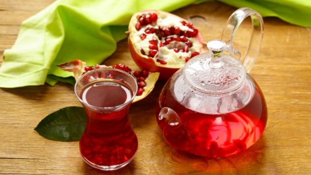 كيفية تجهيز الشاي التركي بالرمان