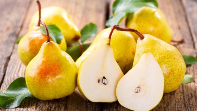 فاكهة الكمثرى والفوائد الصحية والجمالية