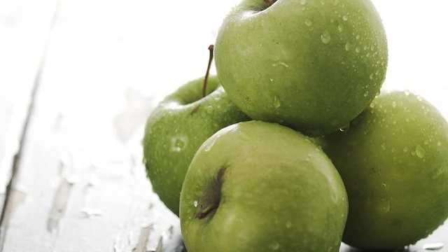 لا تفوتي ريجيم التفاح بـ3 طرق مختلفة للحصول على جسم رشيق