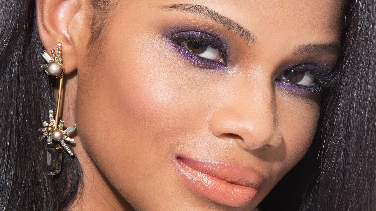 إطلالات مكياج متميزة