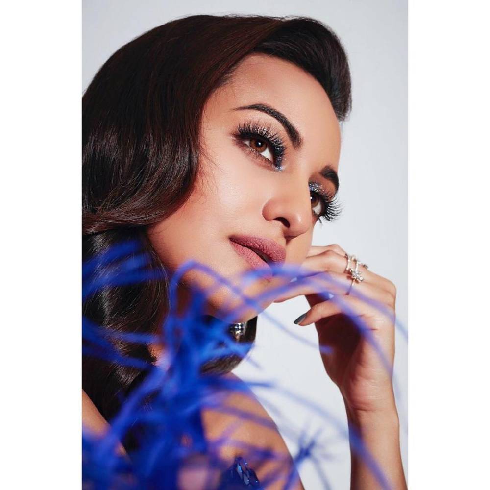 4 أفكار مكياج عيون غليتر