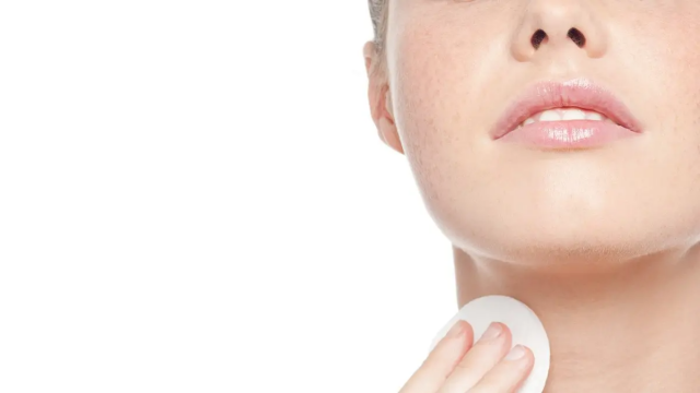 4 نصائح أساسية للعناية بجمال الرقبة