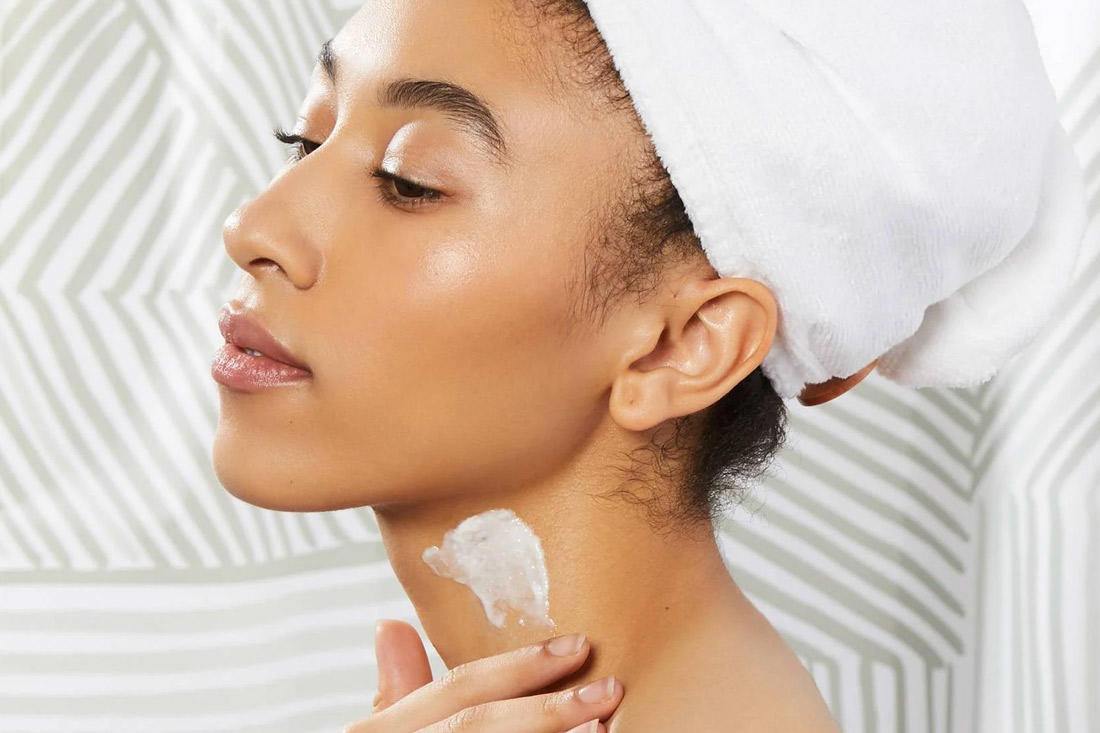 4 نصائح أساسية للعناية بجمال الرقبة 