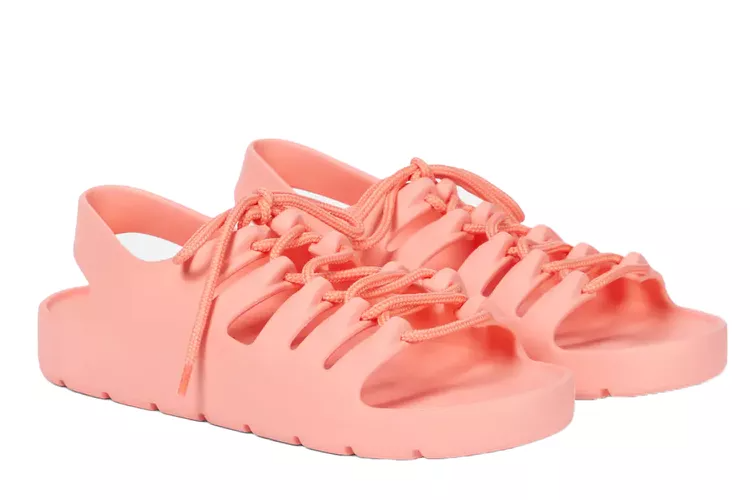 صنادل الجيلي موضة الثمانينيات