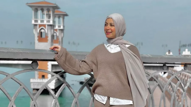 3 أفكار مبتكرة لارتداء كنزات الصوف الـ Over Size