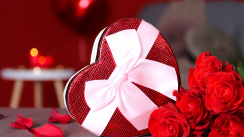 أفكار هدايا مبتكرة لعيد العشاق 2024