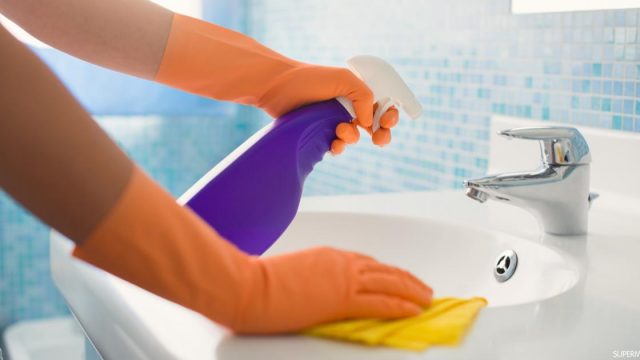 وصفات الجدات للتخلص من العفن في الحمام