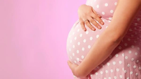 6 أطعمة يُنصح بتجنبها أثناء الحمل