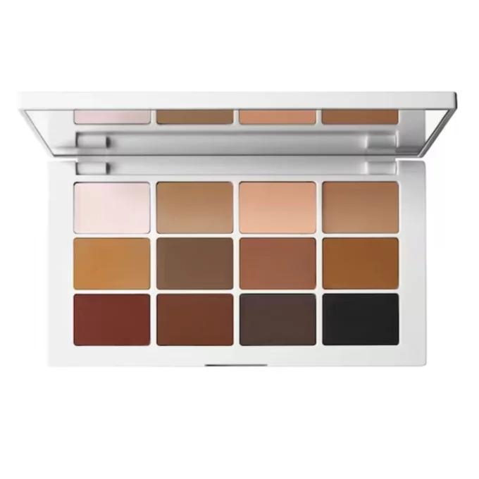 مستحضرات مكياج أساسية