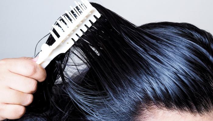 لصاحبات الشعر الدهني