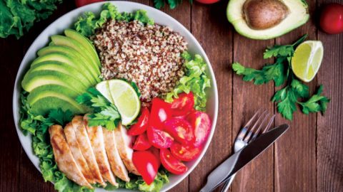 أطعمة زيادة الوزن بطريقة صحية: دليلك الشامل للتغذية السليمة