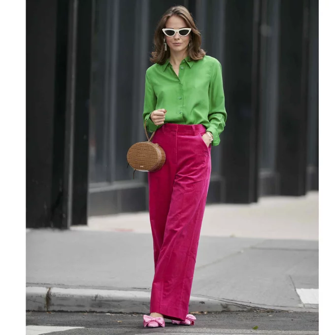 أفكار ملفتة لارتداء اللون الأخضر