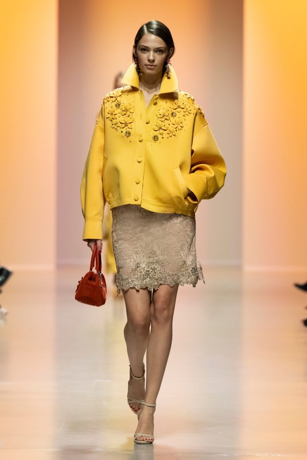 دليلك لاختيار ألوان الأزياء