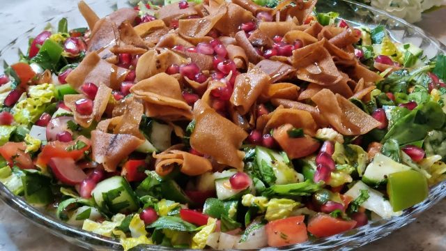 كيفية تجهيز فتوش لبناني